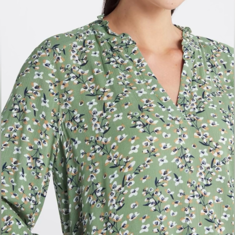 Veronica Smocked Sleeve Blouse